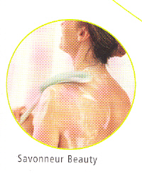 BEAUTY - BROSSE ET EPONGE DE BAIN...