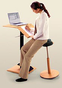 MOVE - TABOURET AVEC SELLE INCLINABLE (ASSIS-DEBOUT)...
