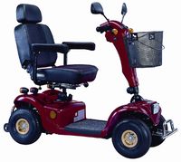 M4 - SCOOTER A QUATRE ROUES...
