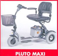 PLUTO MAXI - SCOOTER A TROIS ROUES...