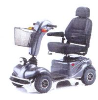 CITYLINER 410 - SCOOTER A QUATRE ROUES...