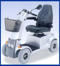 CITYLINER 315 - SCOOTER A QUATRE ROUES...