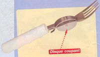 A DISQUE - COMBINE COUTEAU/FOURCHETTE...