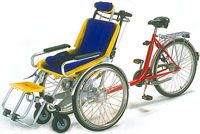 Photo d'un modèle commercial bleu et jaune de vélo-fauteuil