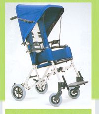 CLIP 02480 - POUSSETTE A CHASSIS PLIANT...
