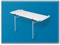 REF 1223 - TABLE DE DOUCHE...