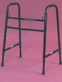 926544 - CADRE DE MARCHE (DEAMBULATEUR SANS ROUE)...