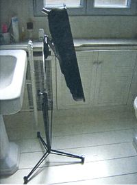 LAVE TETE SUR PIED LEST� - BAC A SHAMPOOING...