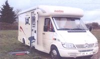 POUR PERSONNES A MOBILITE REDUITE - CAMPING-CAR...