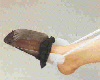 H 3010 - ENFILE BAS ET CHAUSSETTES...