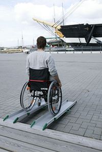 STEPLESS 30015-250 - PAIRE DE RAMPES PORTABLES PLIABLES...