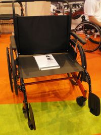 ECLIPSE XXL - FAUTEUIL ROULANT MANUEL STANDARD A CHASSIS...