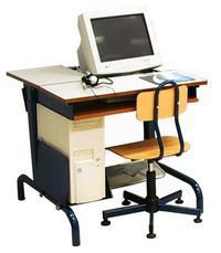 XIA RODEZ - TABLE INFORMATIQUE A HAUTEUR REGLABLE...