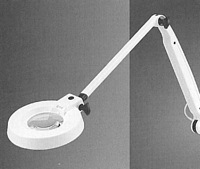 RLL 122 - LOUPE ECLAIRANTE...