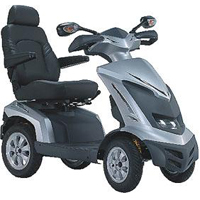 ROYALE 4 - SCOOTER A QUATRE ROUES...