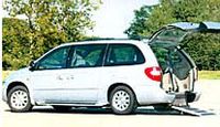 CHRYSLER VOYAGER - VEHICULE NEUF AMENAGE POUR LE TRANSPO...