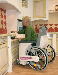 LEVITO LARGE - FAUTEUIL ROULANT MANUEL A ELEVATION...