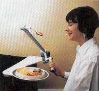 R 6203 - APPAREIL MANUEL POUR MANGER...