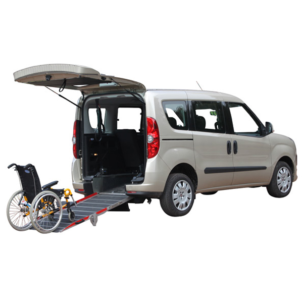 Fiat Doblo simplyaccess - Véhicule neuf aménagé pour le ...