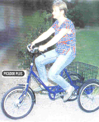 14275 - TRICYCLE A DEUX ROUES ARRIERE PROPULSE PAR LES P...