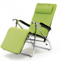 235 - FAUTEUIL DE REPOS...