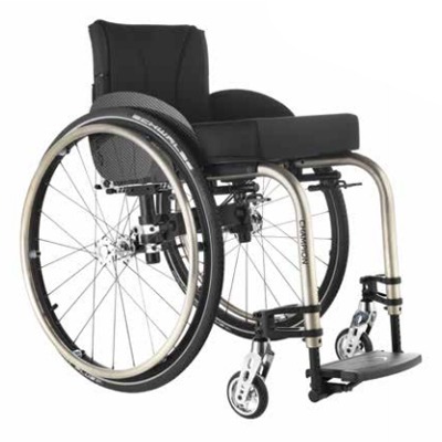 CHAMPION - FAUTEUIL ROULANT MANUEL LEGER A CHASSIS PLIAN...