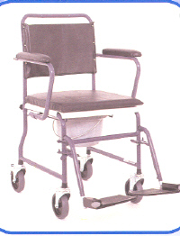 139 SP AV - CHAISE PERCEE A ROULETTES...